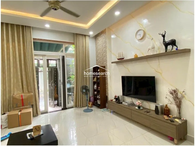 Modern 3-Bedroom Residence in Thao Dien