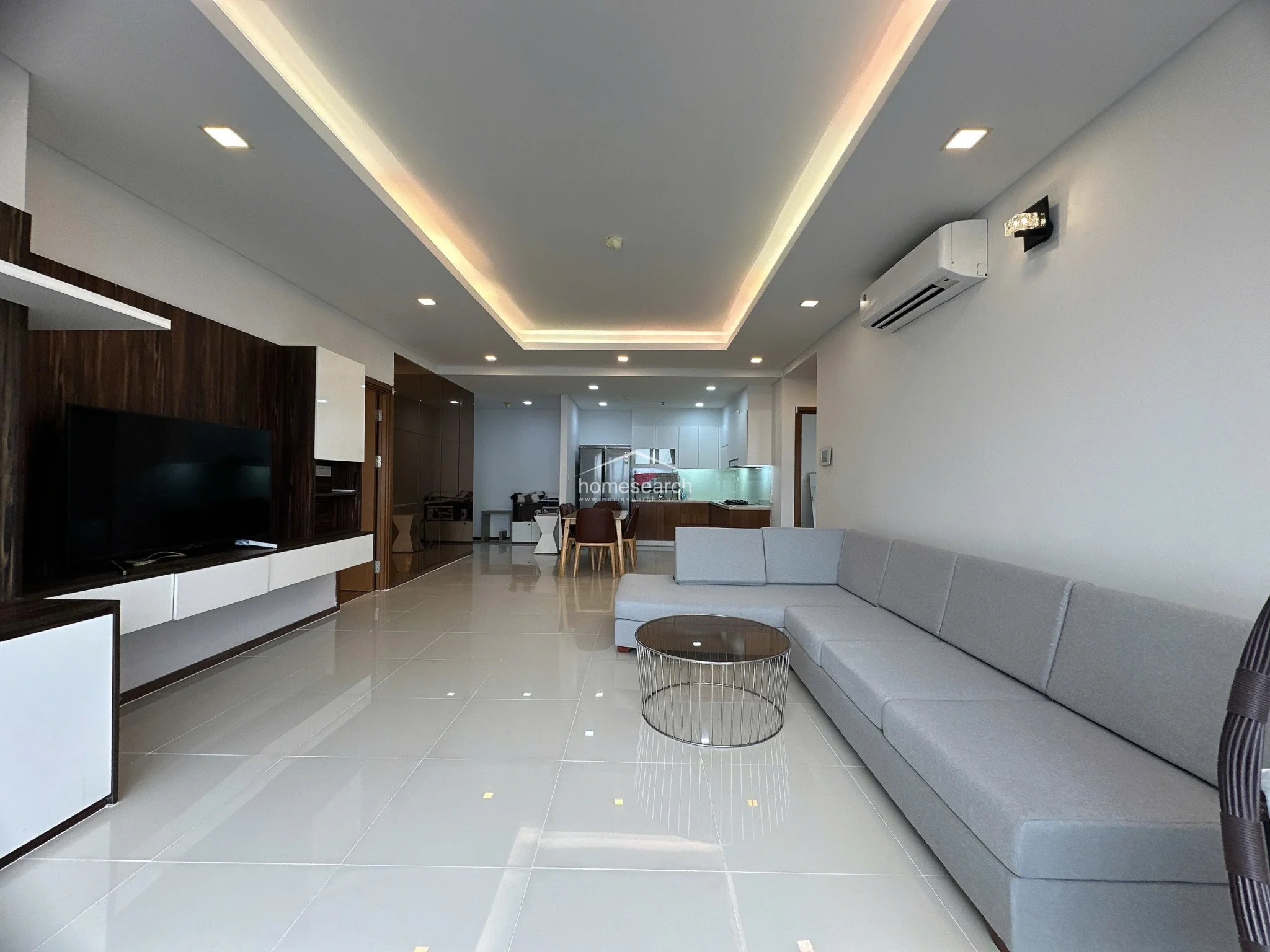 3 Bedroom Furnished Apartment in Thao Dien Pearl for rent - 1