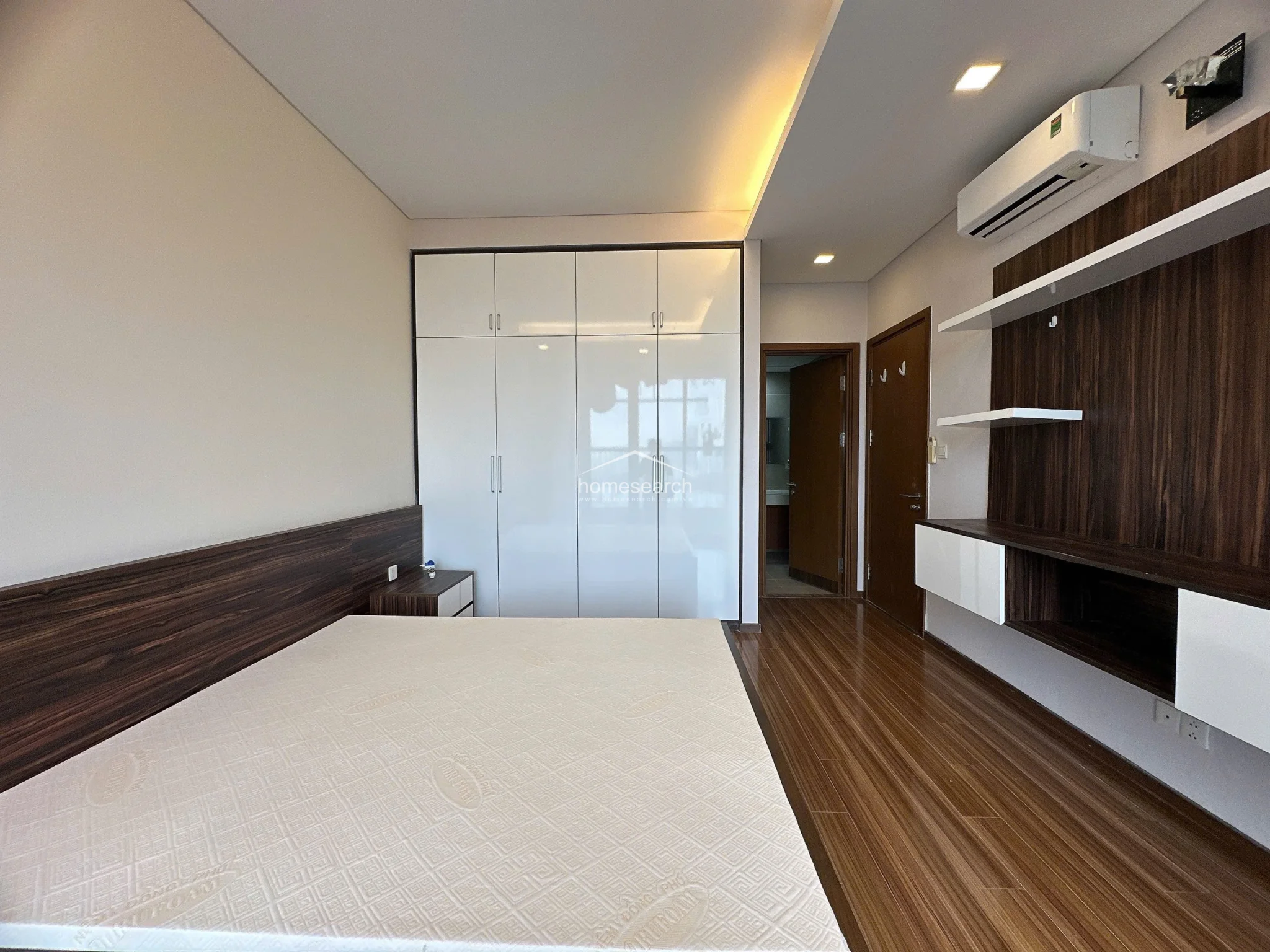 3 Bedroom Furnished Apartment in Thao Dien Pearl for rent - 8