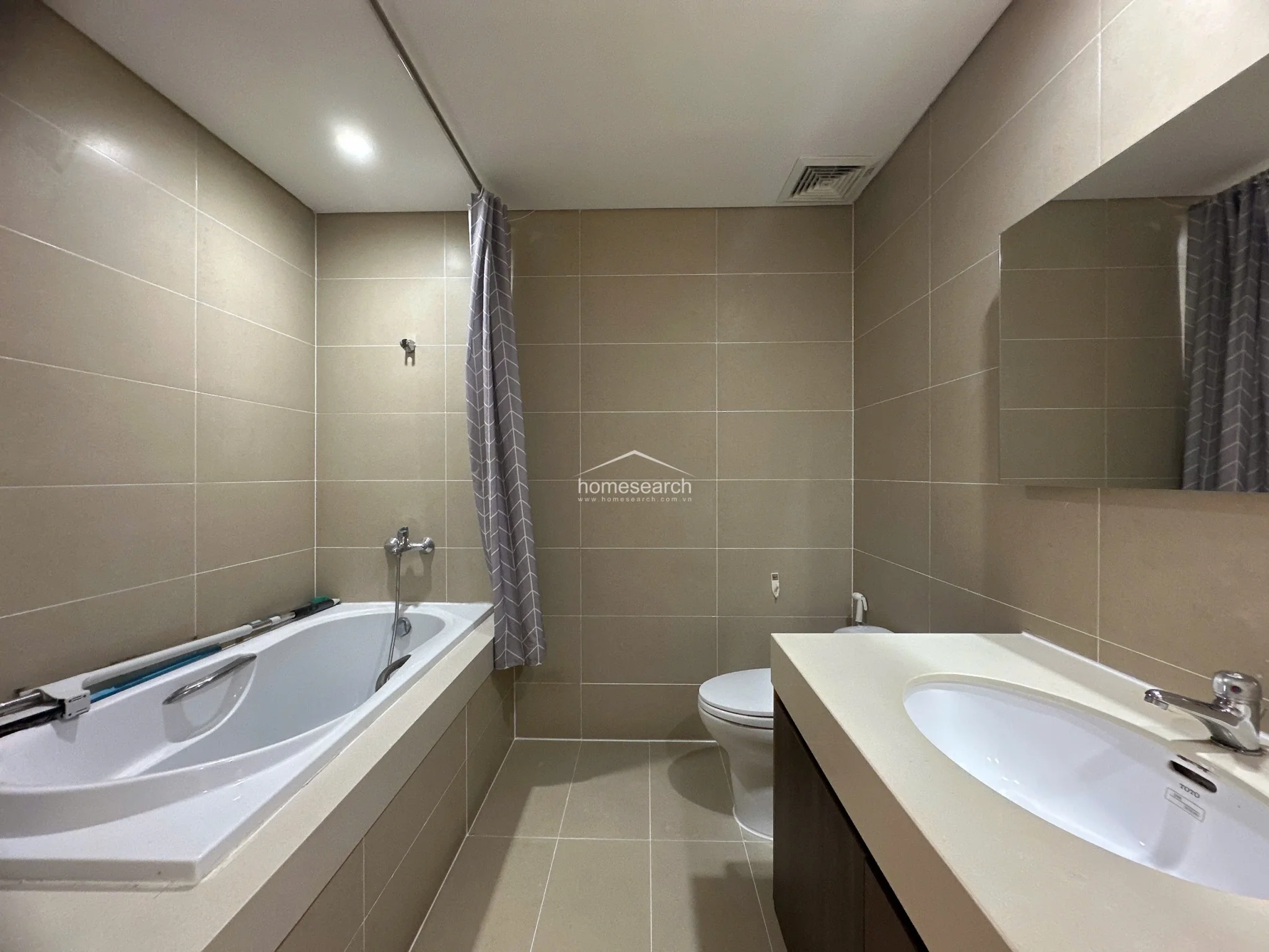 3 Bedroom Furnished Apartment in Thao Dien Pearl for rent - 24