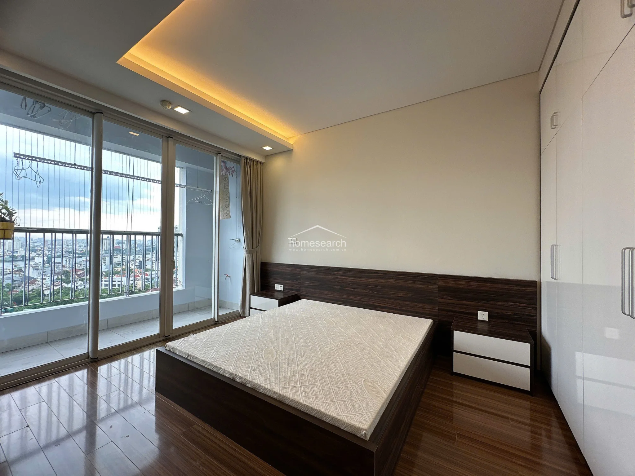 3 Bedroom Furnished Apartment in Thao Dien Pearl For Rent - 19