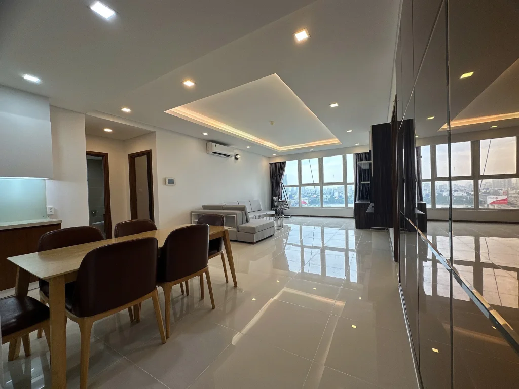 3 Bedroom Furnished Apartment in Thao Dien Pearl for rent - 2