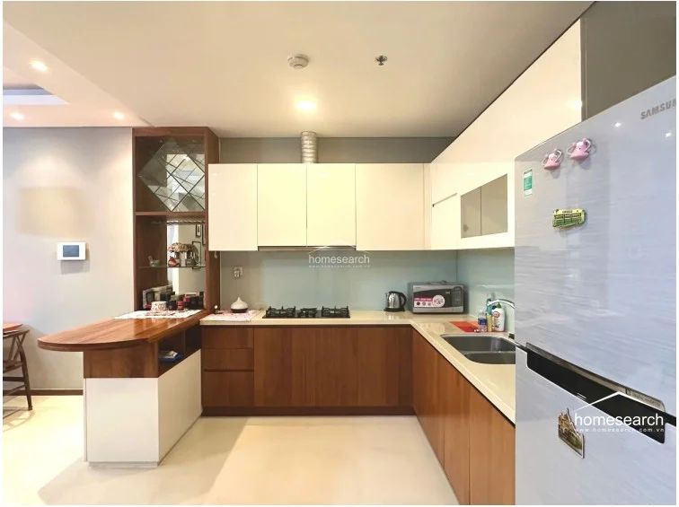 Luxurious 2-Bed, 2-Bath Apartment at Thao Dien Pearl - 10