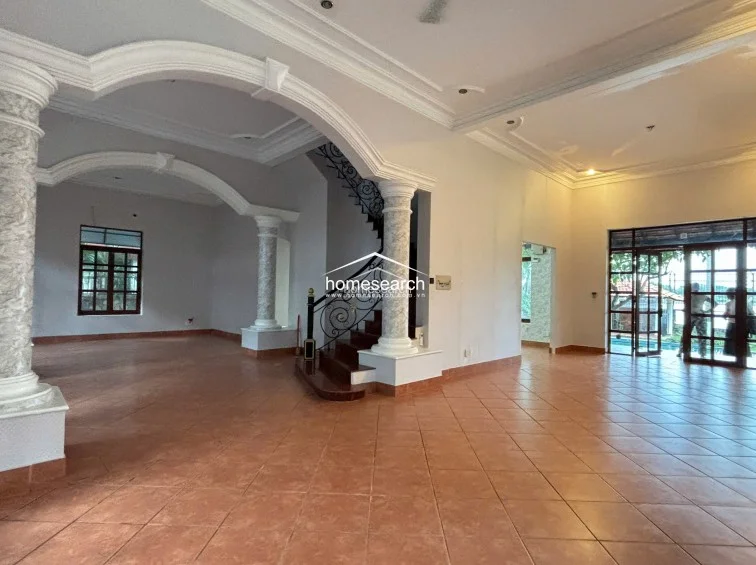 VILLA FOR RENT IN COMPOUND - THAO DIEN - 8