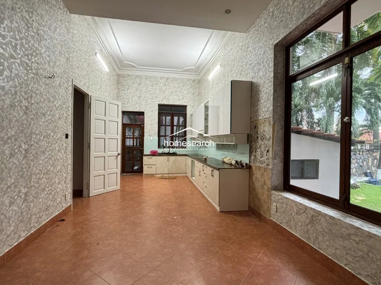 VILLA FOR RENT IN COMPOUND - THAO DIEN - 10