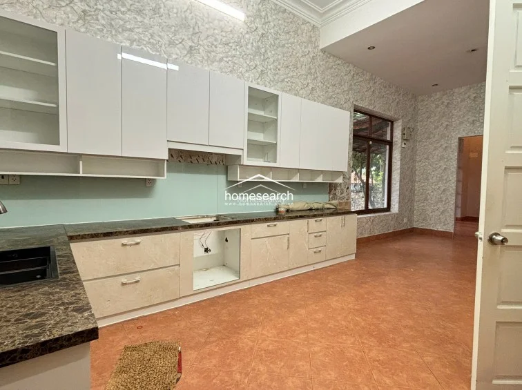 VILLA FOR RENT IN COMPOUND - THAO DIEN - 11