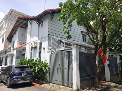 3-Bedroom 160m² House for Rent on Duong 9, Binh An – Unfurnished and Pet-Friendly