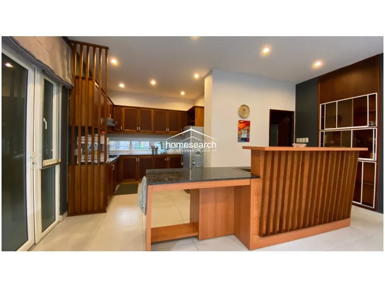 VILLA FOR RENT IN COMPOUND - THAO DIEN - DIST.2 - 13