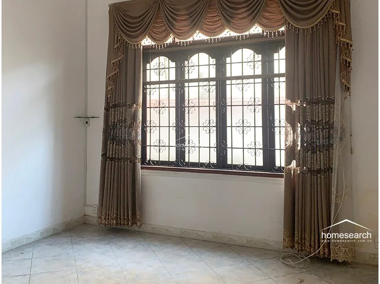 Spacious 5-Bedroom Unfurnished Villa with Private Garden and Rooftop in Thao Dien - 10