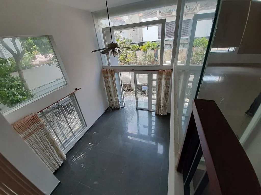 House for rent in compound Thao Dien - An Khanh Ward - 5