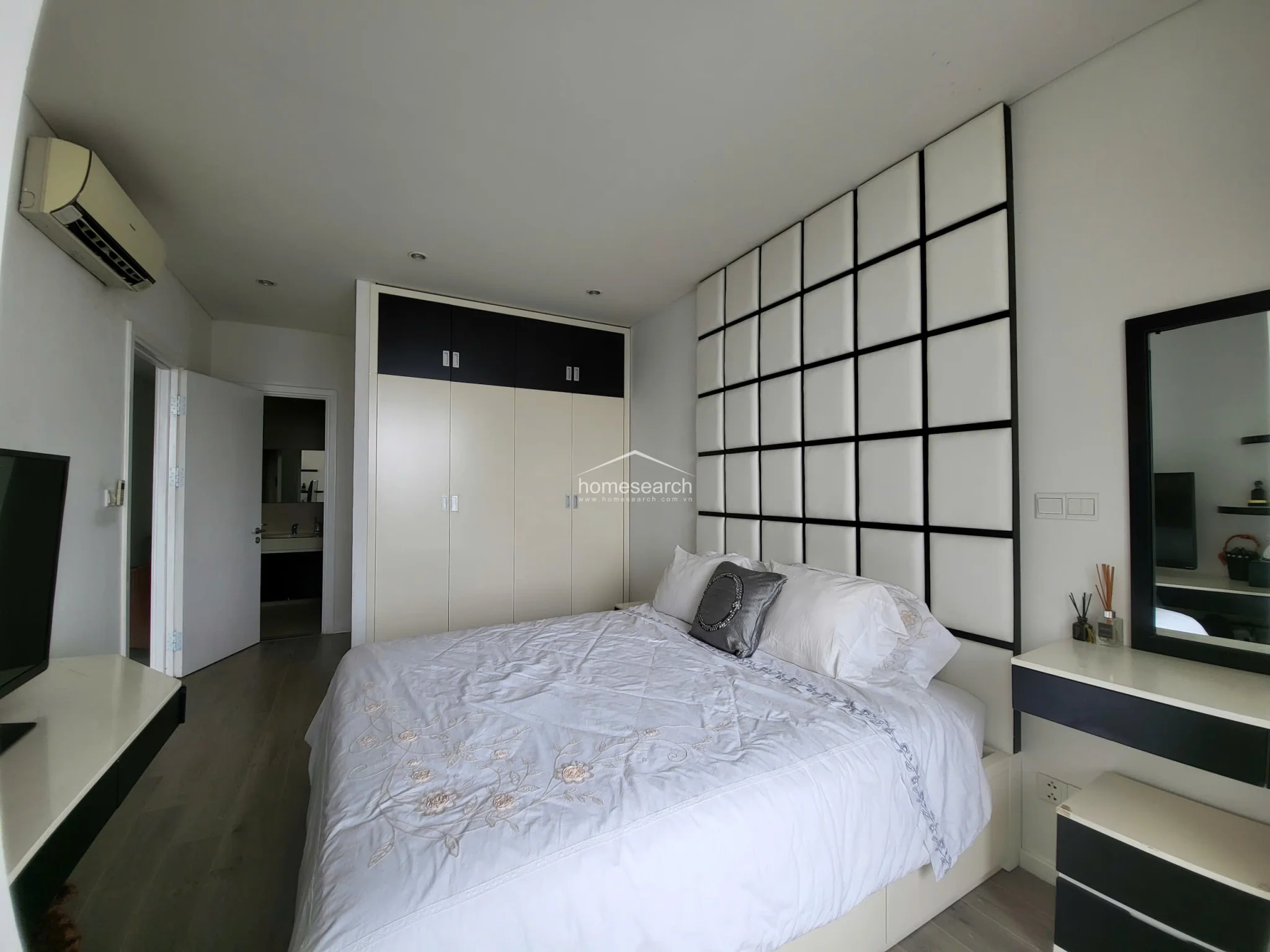 3 Bedroom apartment for rent in Thao Dien Pearl - 40M - 10