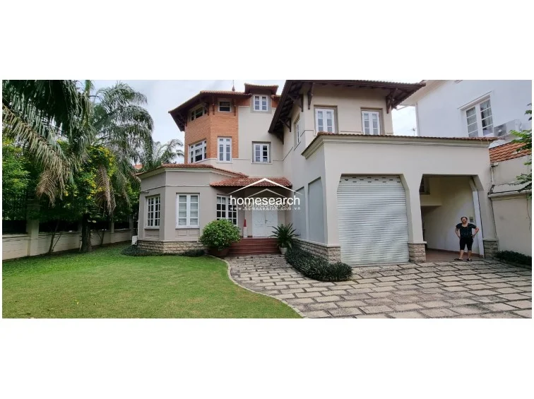 VILLA FOR RENT IN COMPOUND - THAO DIEN - DIST.2 in An Khanh - Photo 1