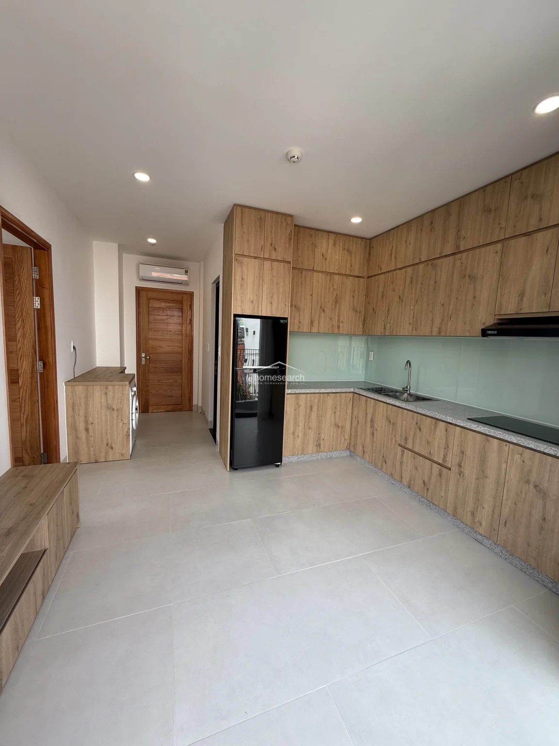 Move-In Ready: Pristine 1BR Serviced Apartment in the Heart of Thao Dien - 3