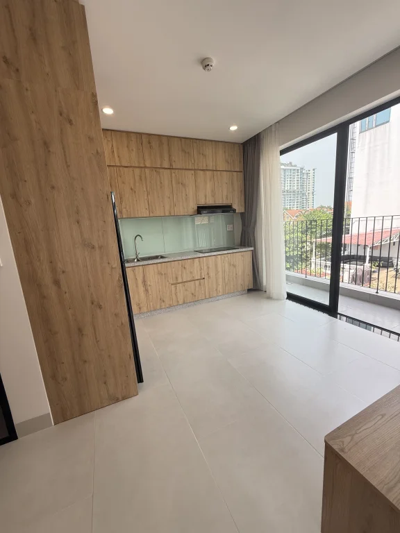 Move-In Ready: Pristine 1BR Serviced Apartment in the Heart of Thao Dien - 5