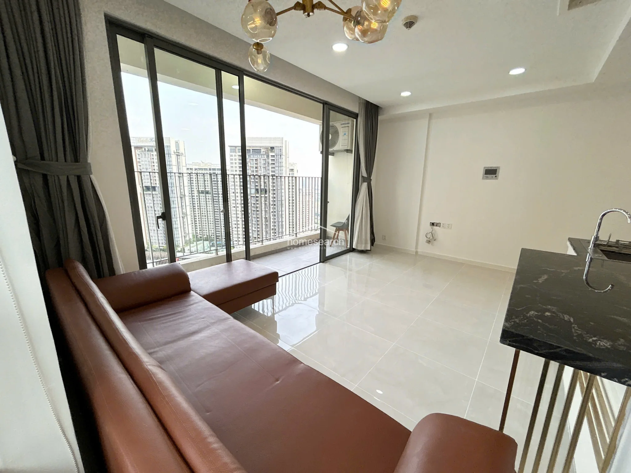 2 Bedroom apartment for rent in Masteri An Phu in An Khanh - Photo 1