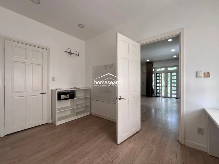 HOUSE FOR RENT IN COMPOUND - THAO DIEN - DIST.2 - 14