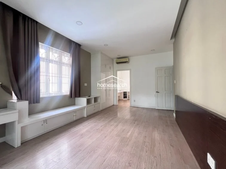 HOUSE FOR RENT IN COMPOUND - THAO DIEN - DIST.2 - 19