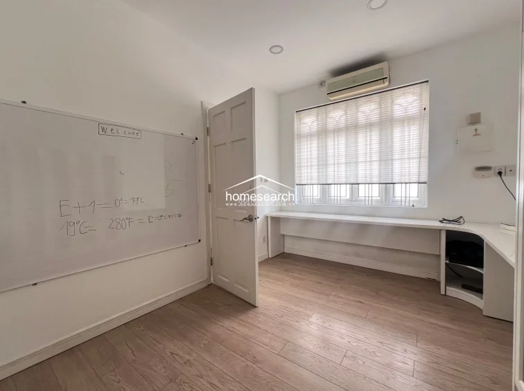 HOUSE FOR RENT IN COMPOUND - THAO DIEN - DIST.2 - 20