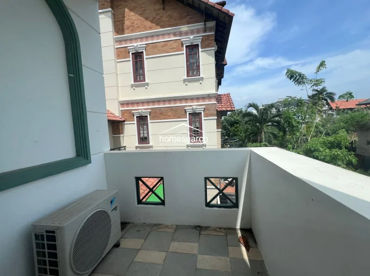 HOUSE FOR RENT IN COMPOUND - THAO DIEN - DIST.2 - 23