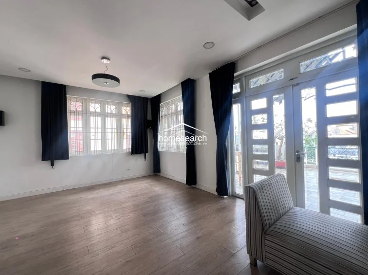 HOUSE FOR RENT IN COMPOUND - THAO DIEN - DIST.2 - 30