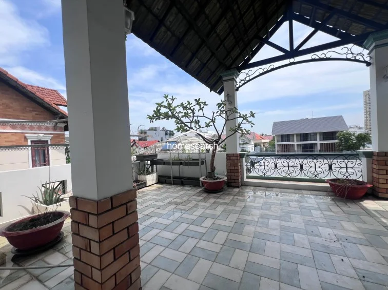 HOUSE FOR RENT IN COMPOUND - THAO DIEN - DIST.2 - 31