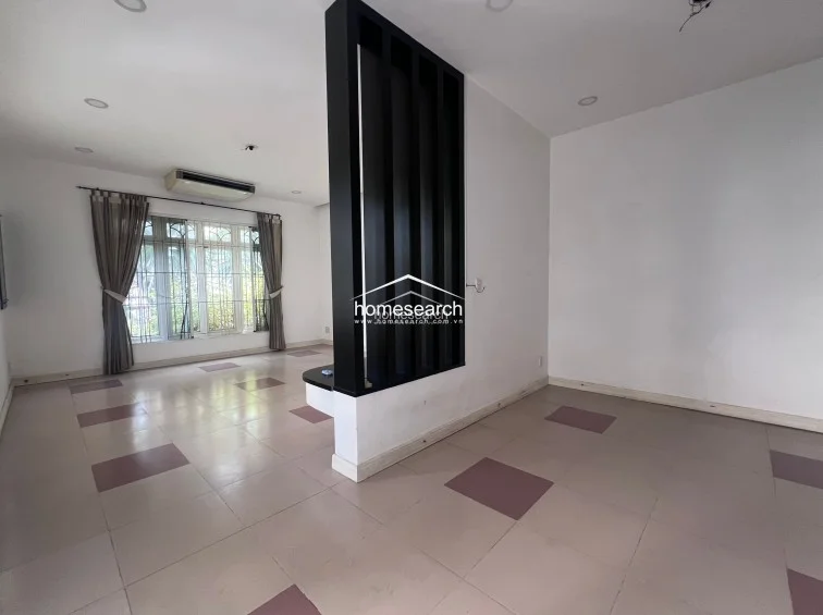 HOUSE FOR RENT IN COMPOUND - THAO DIEN - DIST.2 - 10
