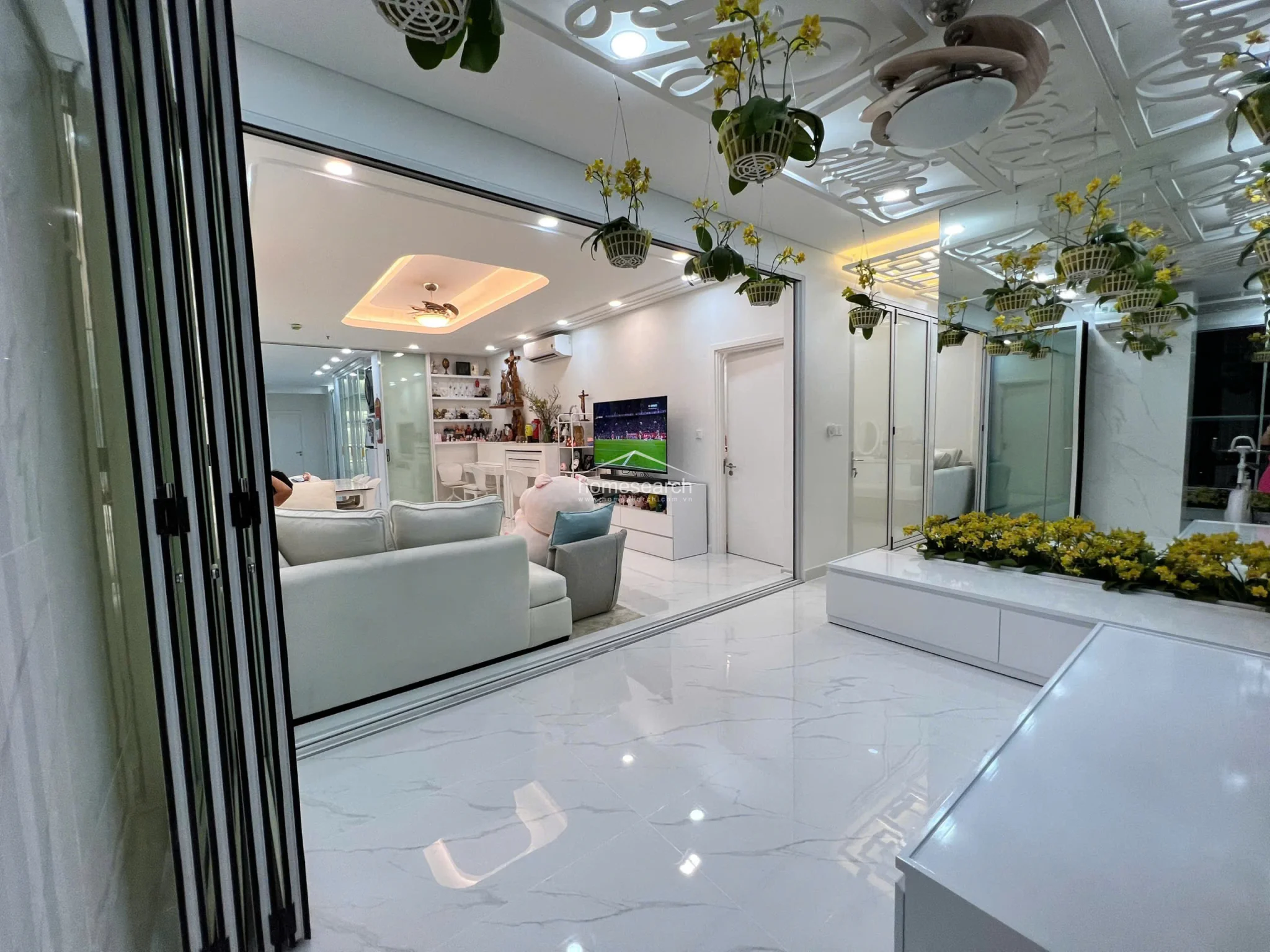 4 Bedroom apartment in Thao Dien Pearl for rent - 11