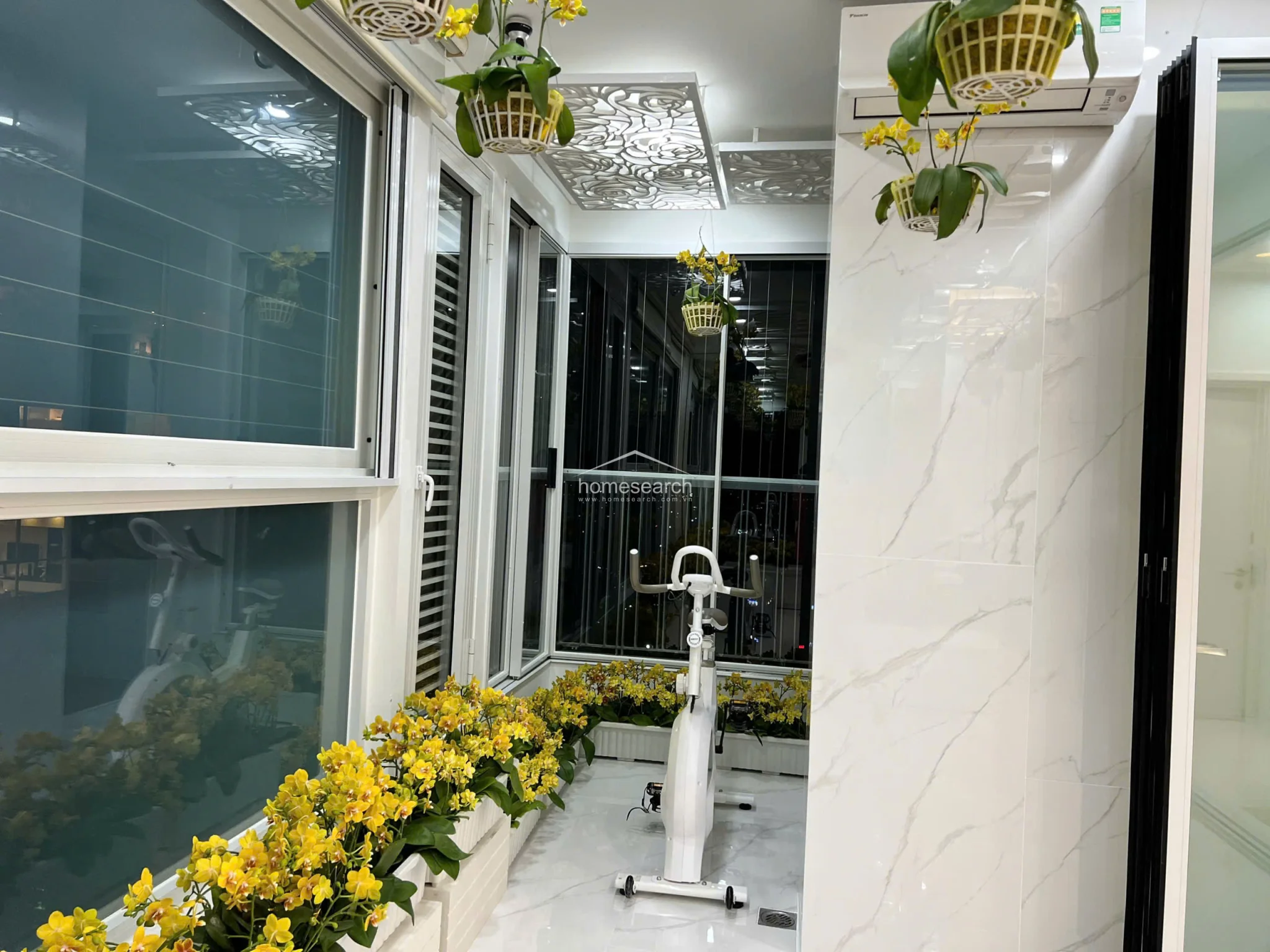 4 Bedroom apartment in Thao Dien Pearl for rent - 13