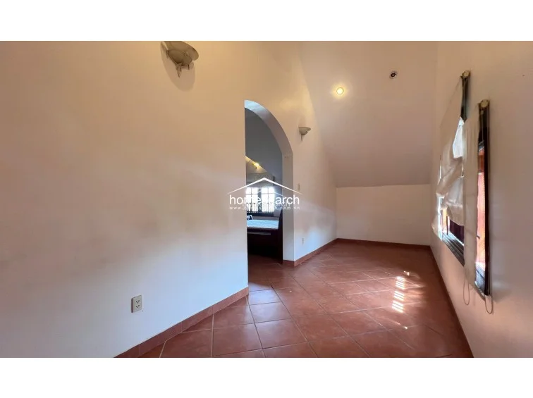 VILLA FOR RENT IN COMPOUND - THAO DIEN - DIST.2 - 22