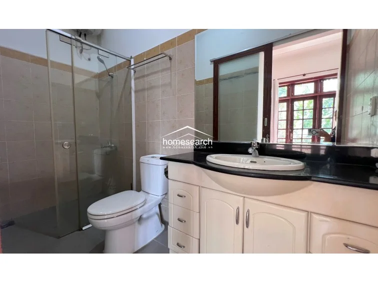 VILLA FOR RENT IN COMPOUND - THAO DIEN - DIST.2 - 24