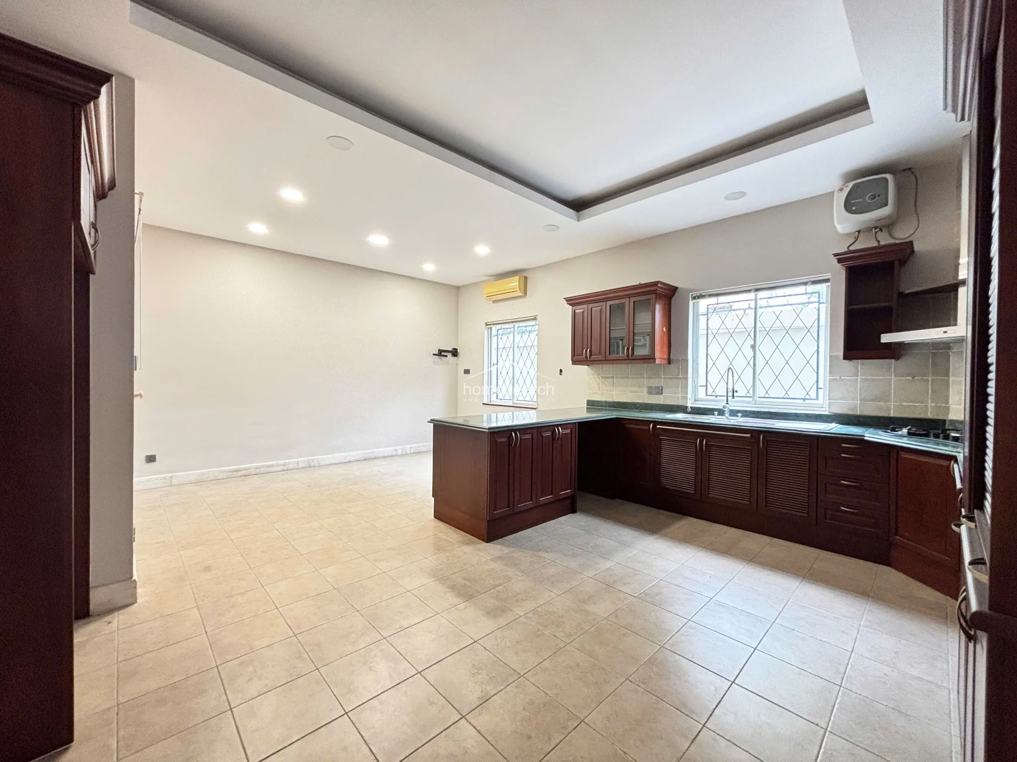VILLA FOR RENT IN COMPOUND - BINH AN - DIST.2 - 17