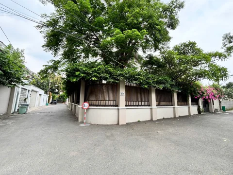VILLA FOR RENT IN COMPOUND - BINH AN - DIST.2