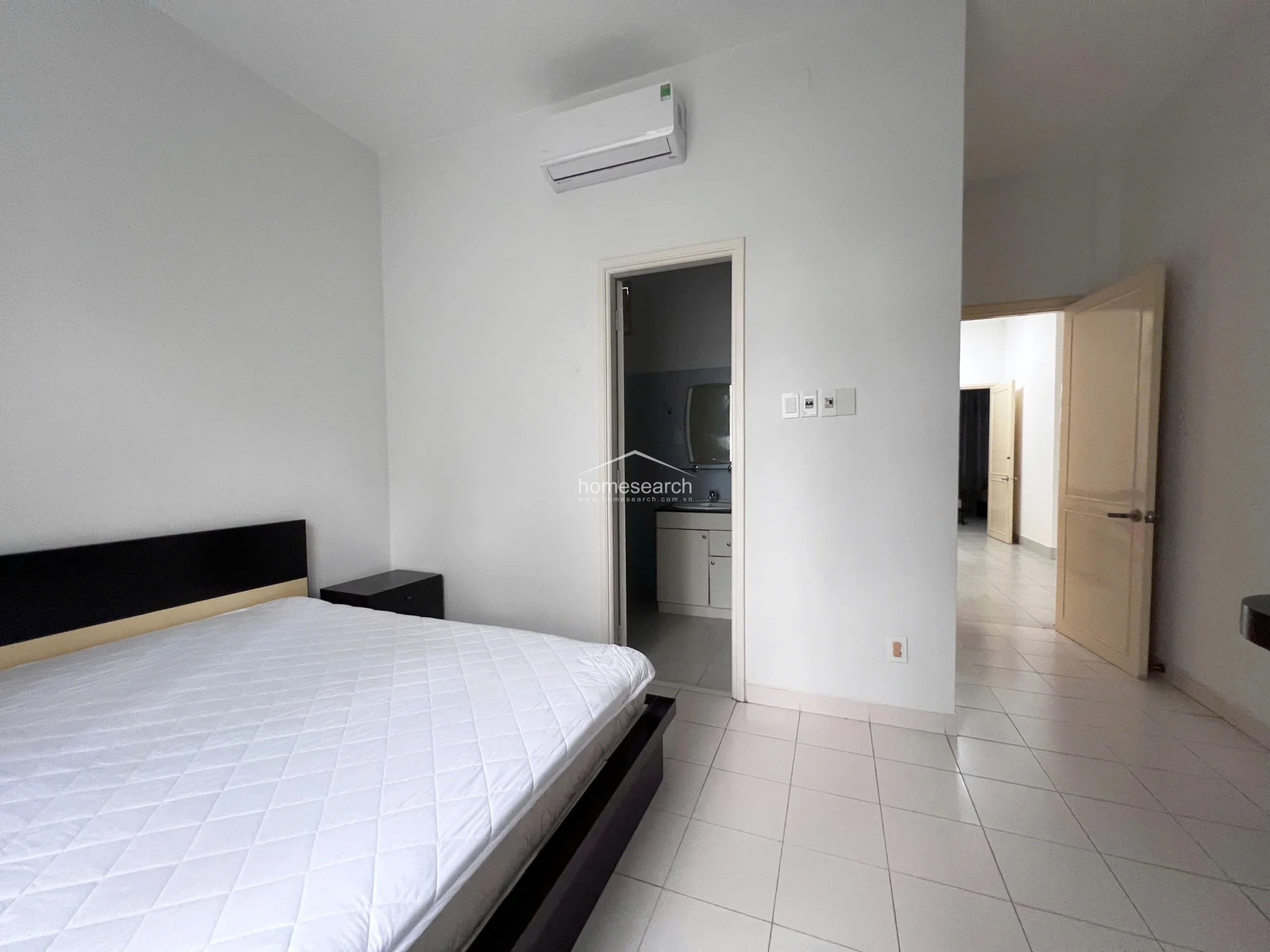 Luxurious Waterfront Villa for Rent in Lan Anh Compound, District 2 - 16