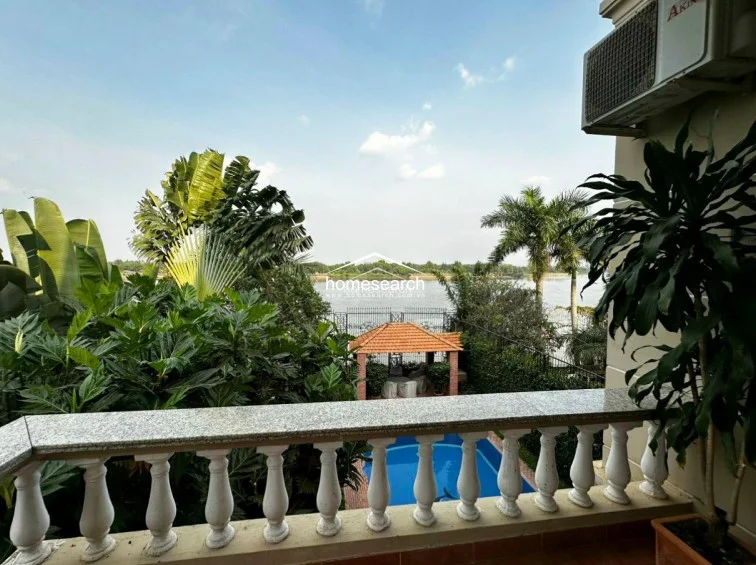 VILLA FOR RENT IN COMPOUND-THAO DIEN - 1