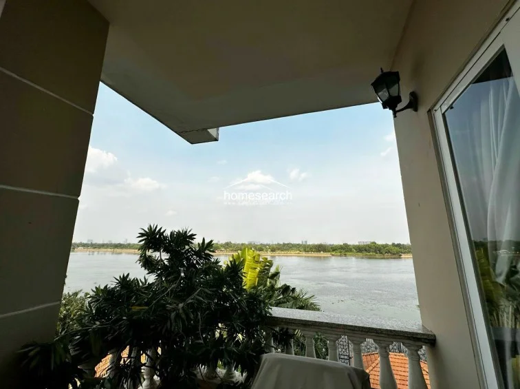 VILLA FOR RENT IN COMPOUND-THAO DIEN - 3