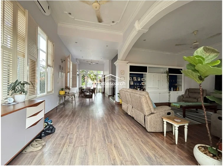 VILLA FOR RENT IN COMPOUND-THAO DIEN - 33