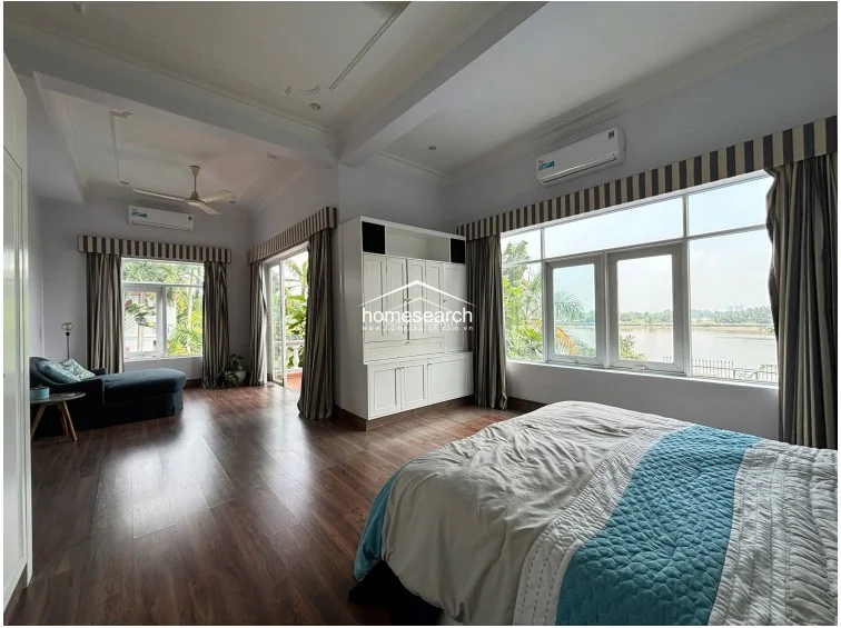 VILLA FOR RENT IN COMPOUND-THAO DIEN - 35