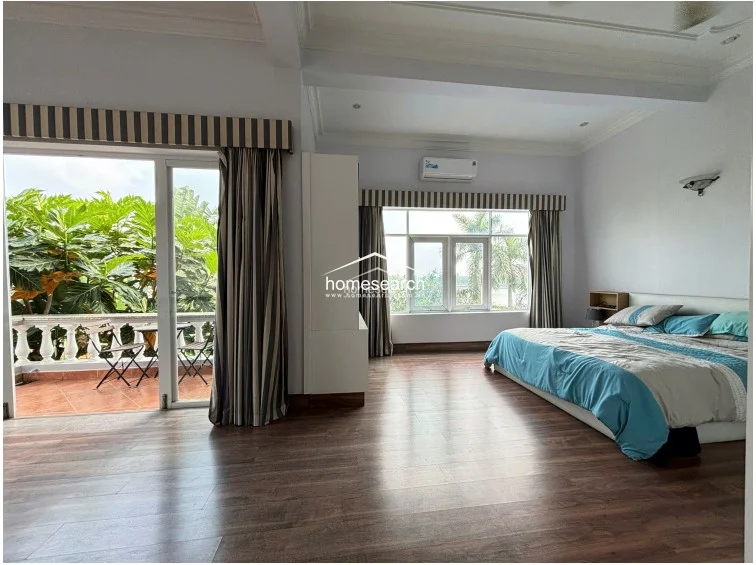 VILLA FOR RENT IN COMPOUND-THAO DIEN - 37