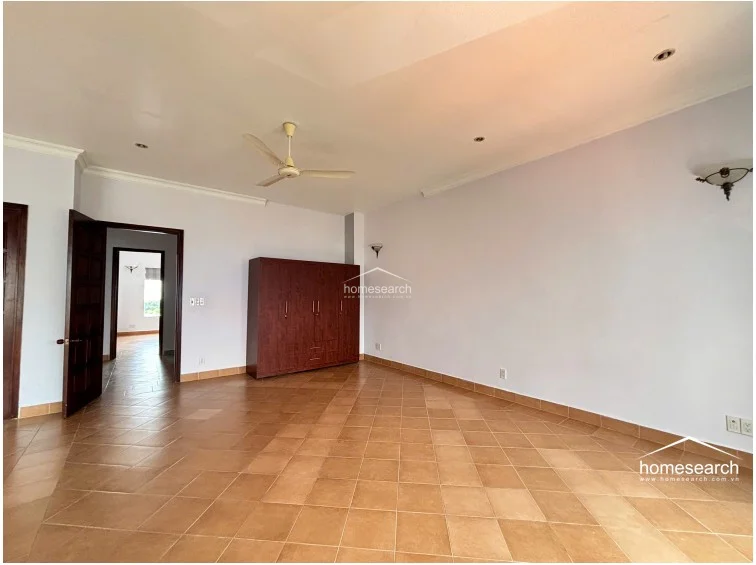 VILLA FOR RENT IN COMPOUND-THAO DIEN - 56
