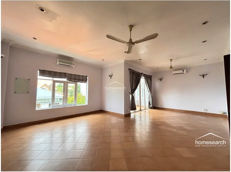 VILLA FOR RENT IN COMPOUND-THAO DIEN - 58