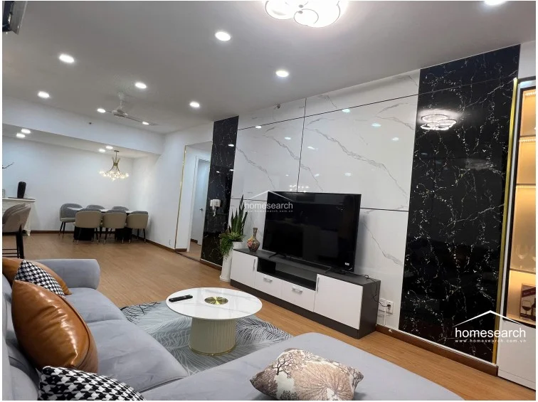 3 Bedrooms apartment in Tropic Garden for rent - 1