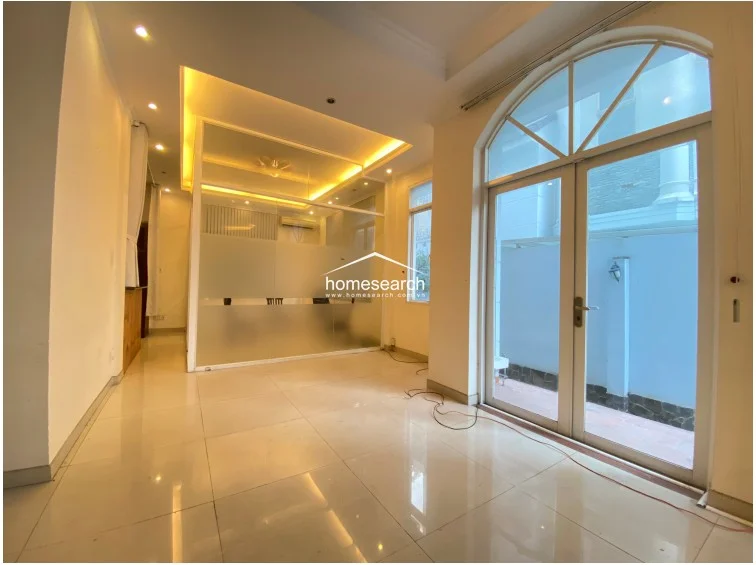 HOUSE FOR RENT IN COMPOUND - THAO DIEN - DIST.2 - 4