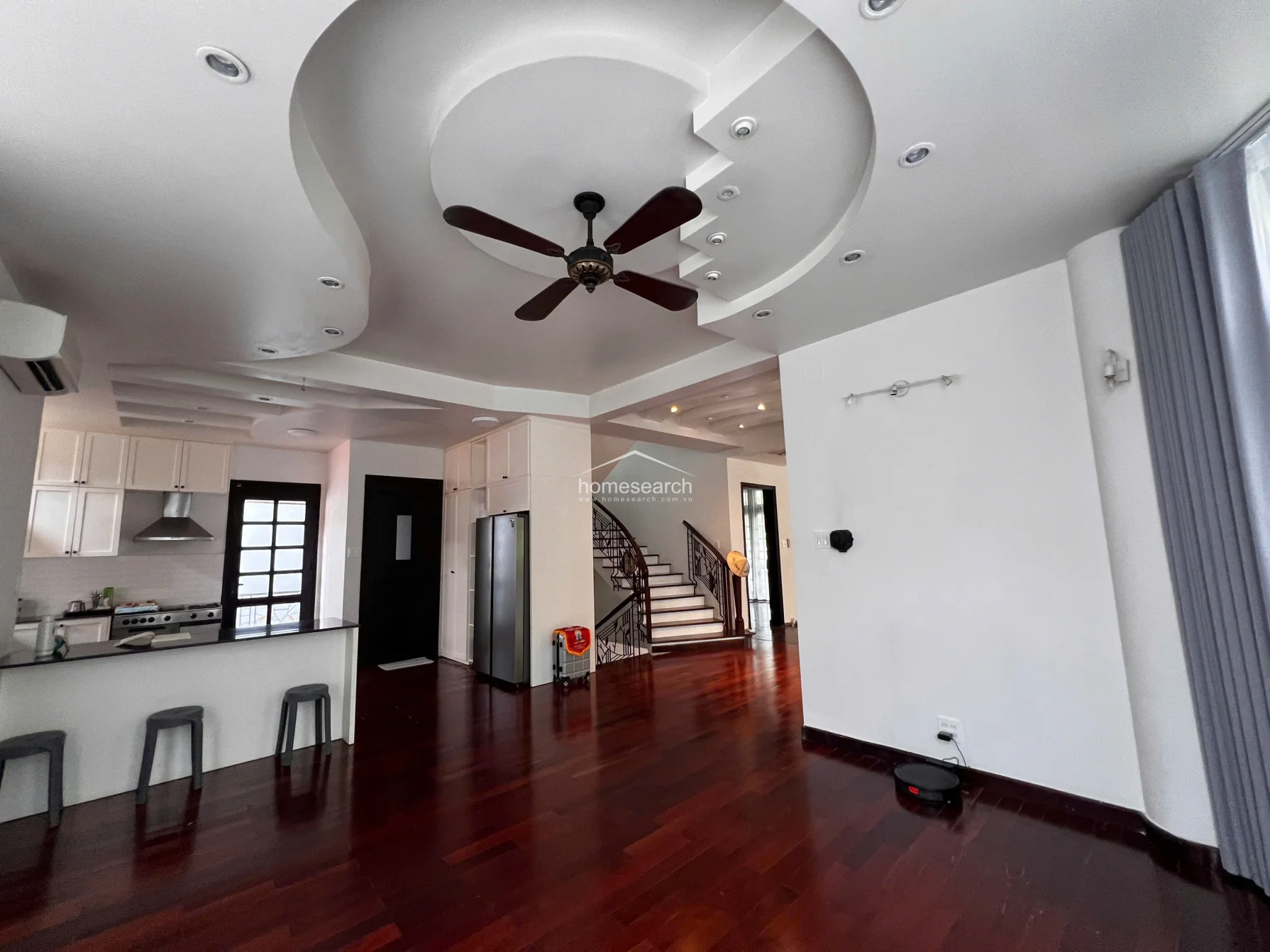 4-Bedroom Villa with Private Pool in Thao Dien in An Khánh - Photo 8