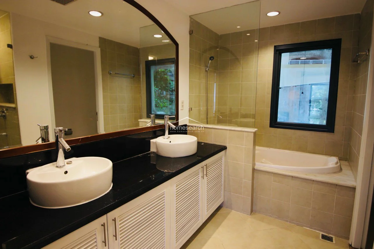 Villa for rent in compound Thao Dien - An Khanh Ward - 13