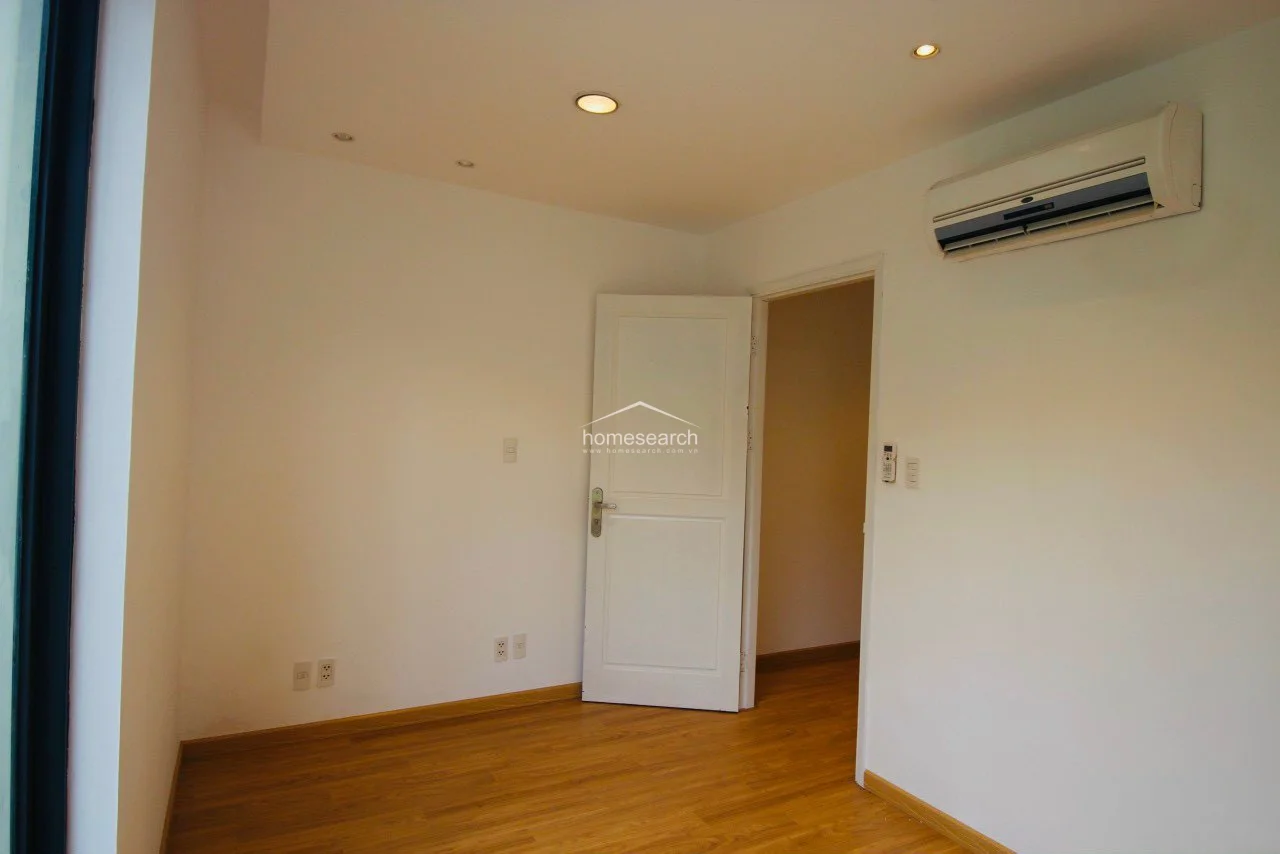 Villa for rent in compound Thao Dien - An Khanh Ward - 11