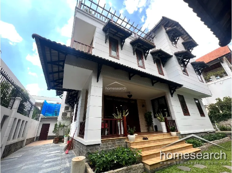VILLA FOR RENT IN COMPOUND - THAO DIEN - DIST.2 - 1