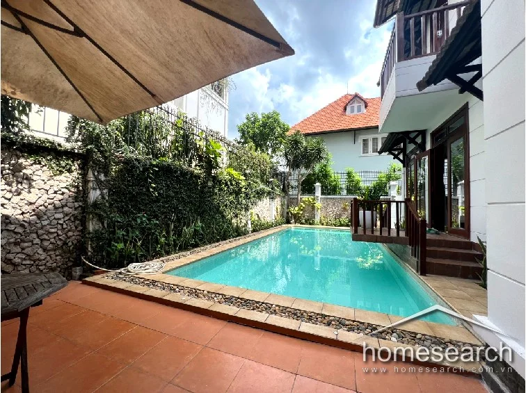 VILLA FOR RENT IN COMPOUND - THAO DIEN - DIST.2 - 6