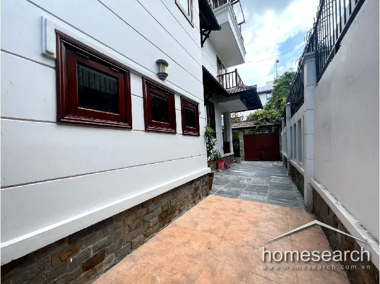 VILLA FOR RENT IN COMPOUND - THAO DIEN - DIST.2 - 5