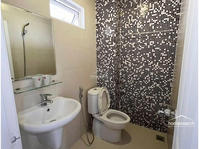 Exquisite 3-Bedroom Townhouse for Rent in Thao Dien, An Khanh Ward - 11