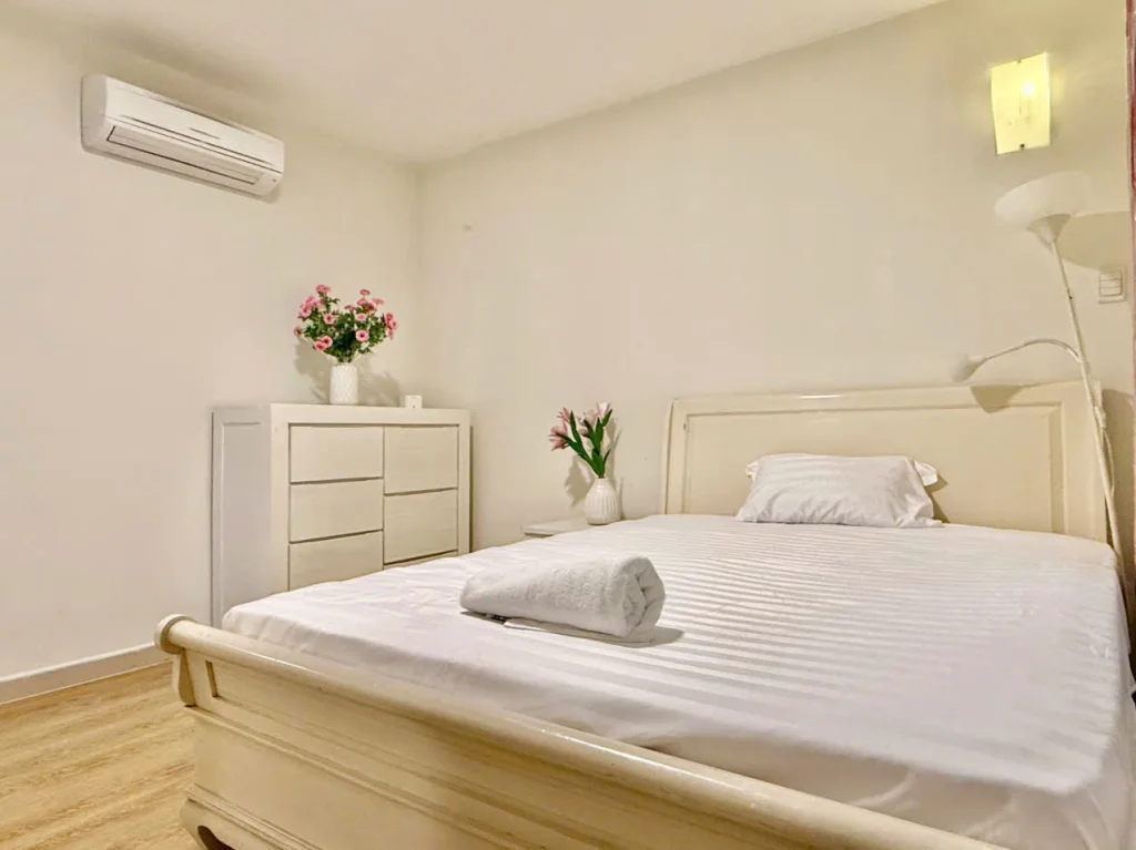 Serviced apartment for rent in An Khanh